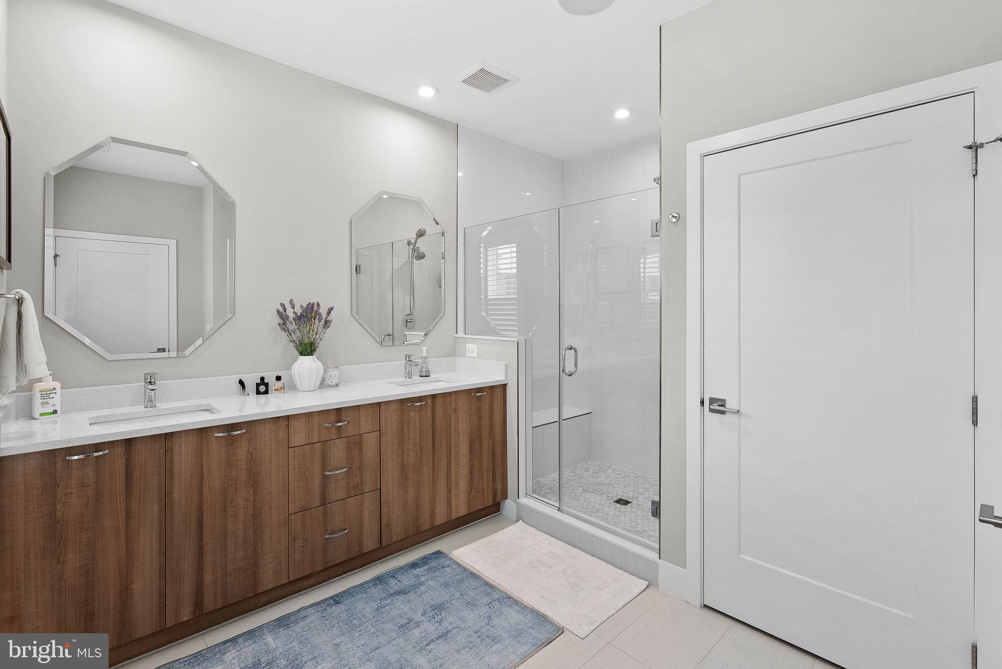 REGENCY AT BELMONT - Residential