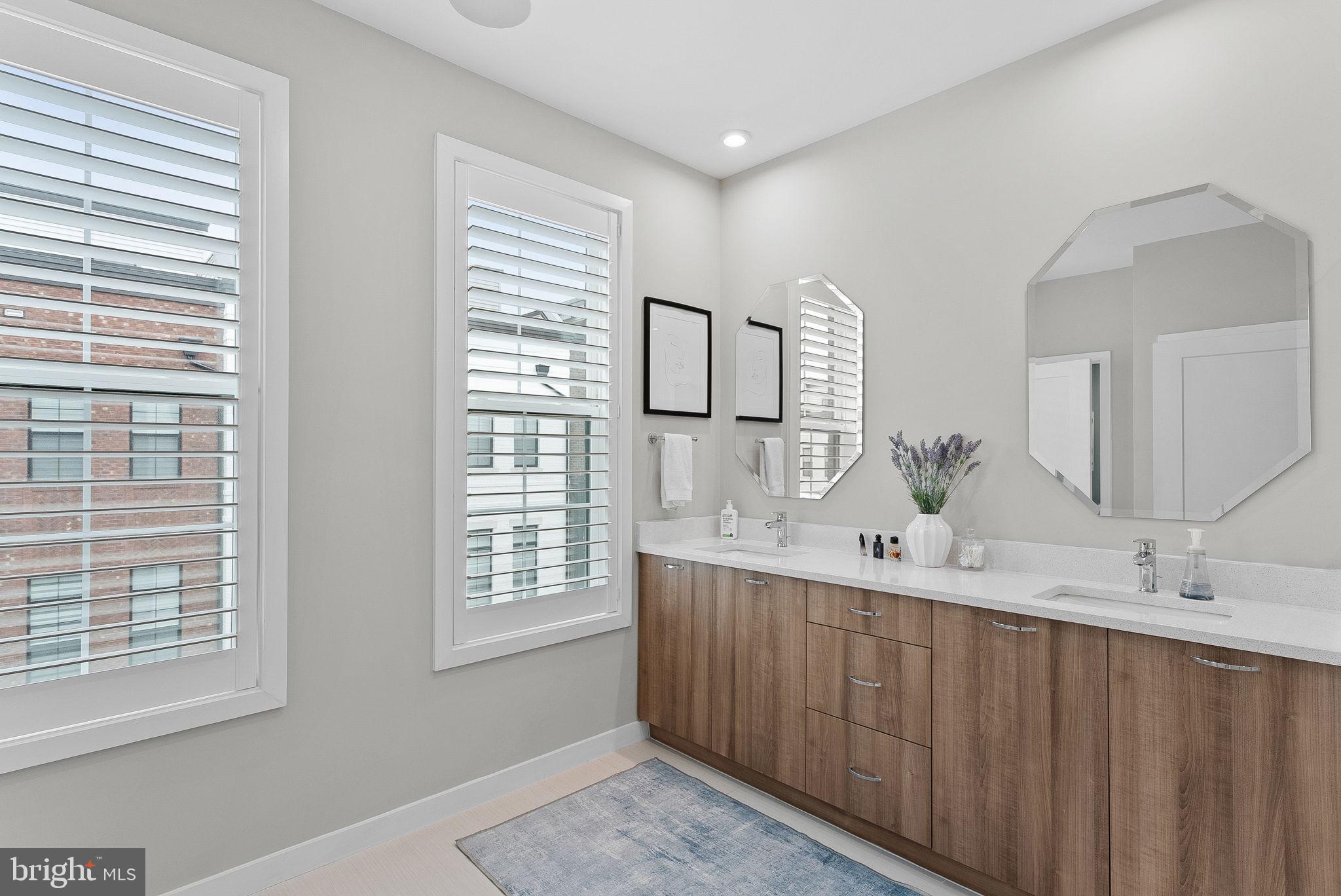 REGENCY AT BELMONT - Residential