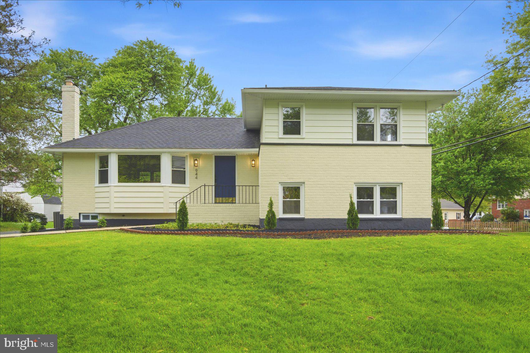 CAMPUS HILLS - Residential