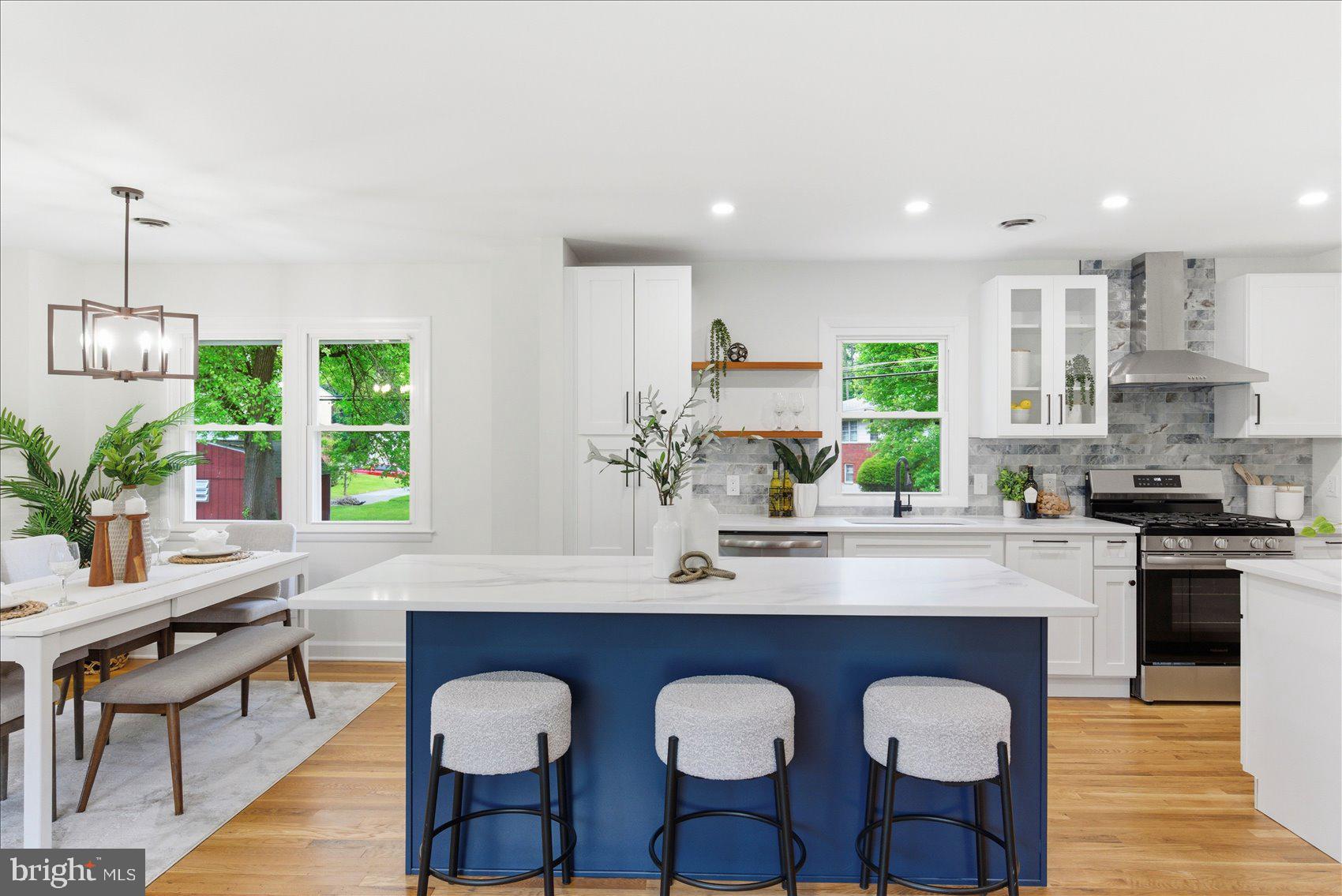 CAMPUS HILLS - Residential