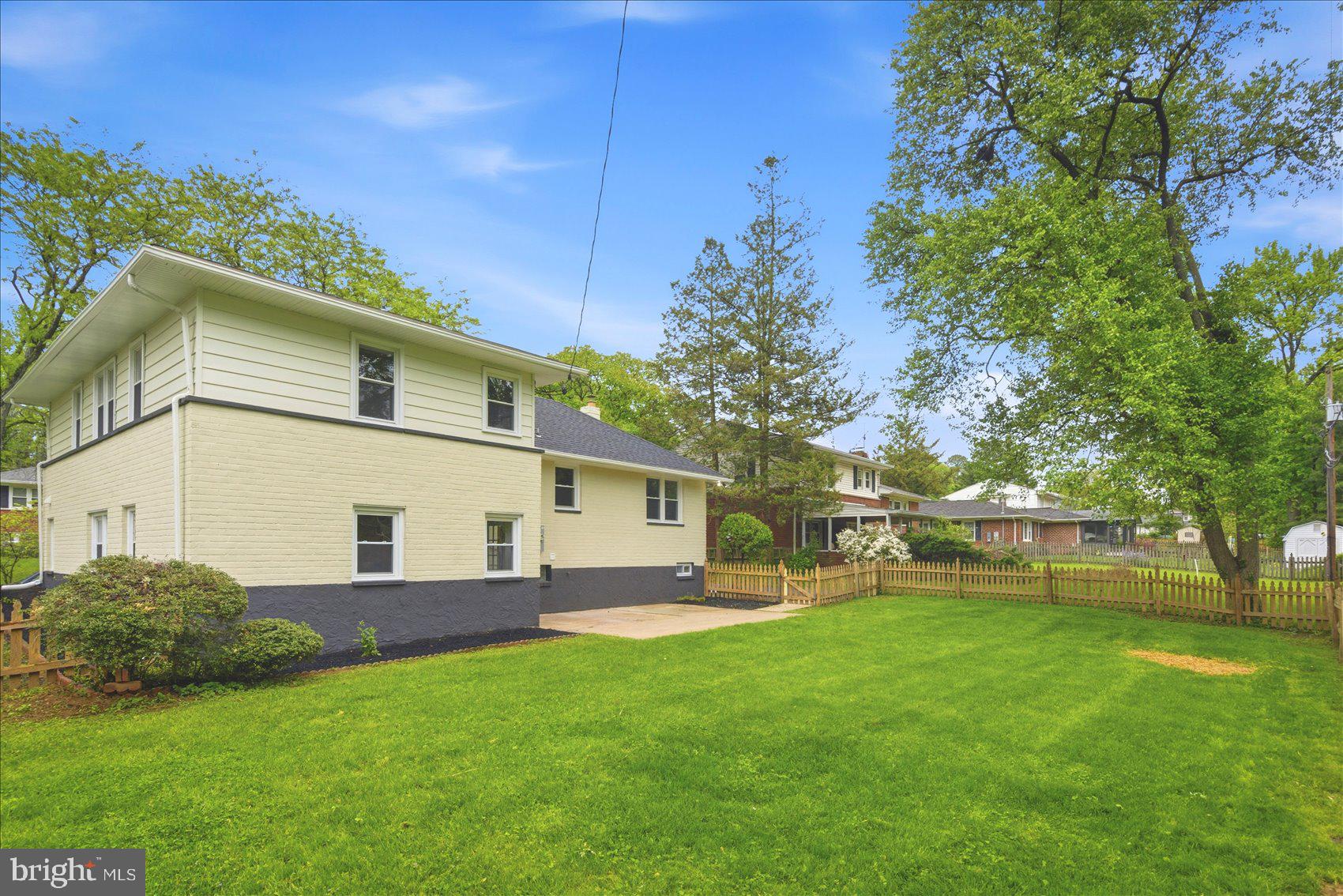 CAMPUS HILLS - Residential