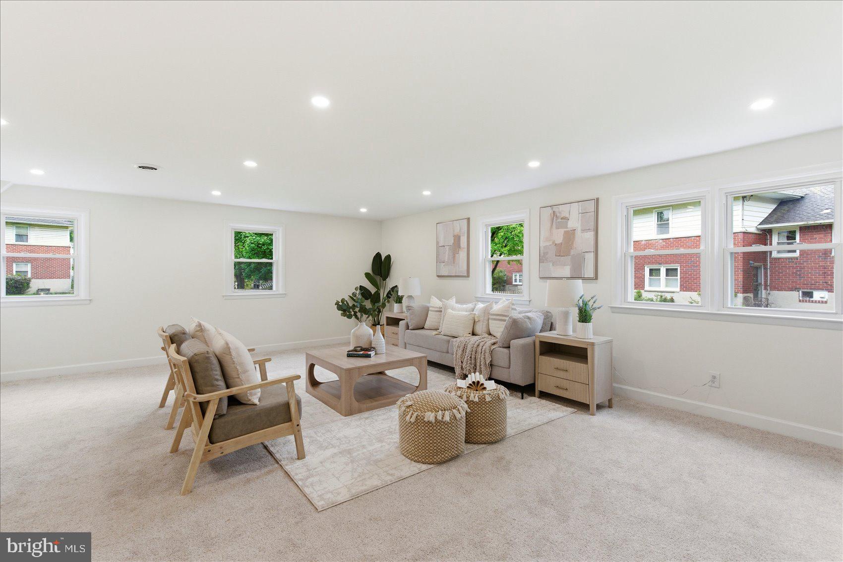 CAMPUS HILLS - Residential