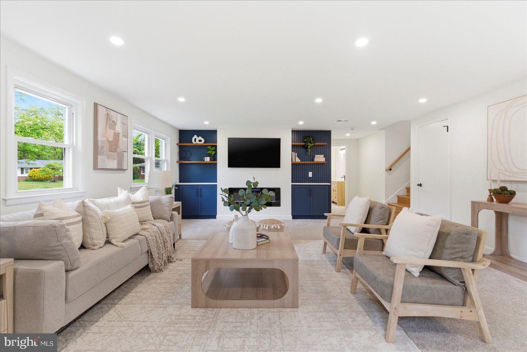 CAMPUS HILLS - Residential