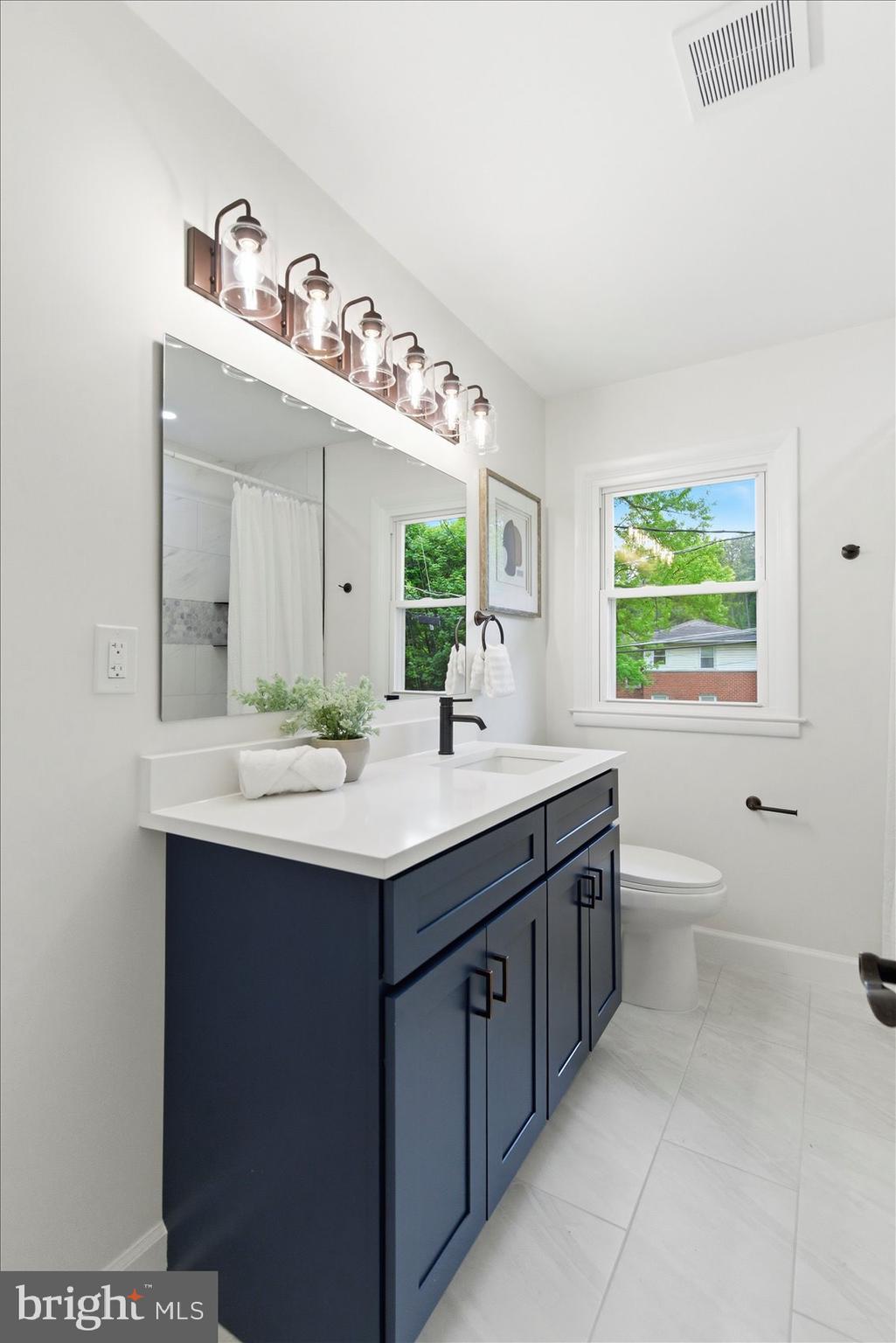 CAMPUS HILLS - Residential