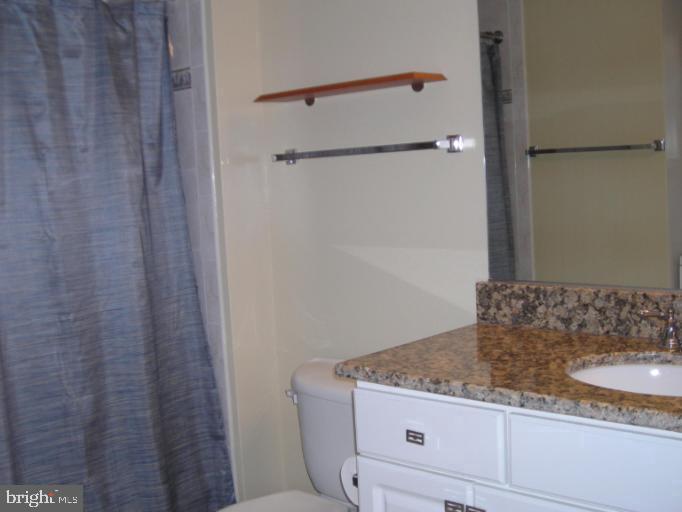 CRESCENT PLAZA - Residential Lease