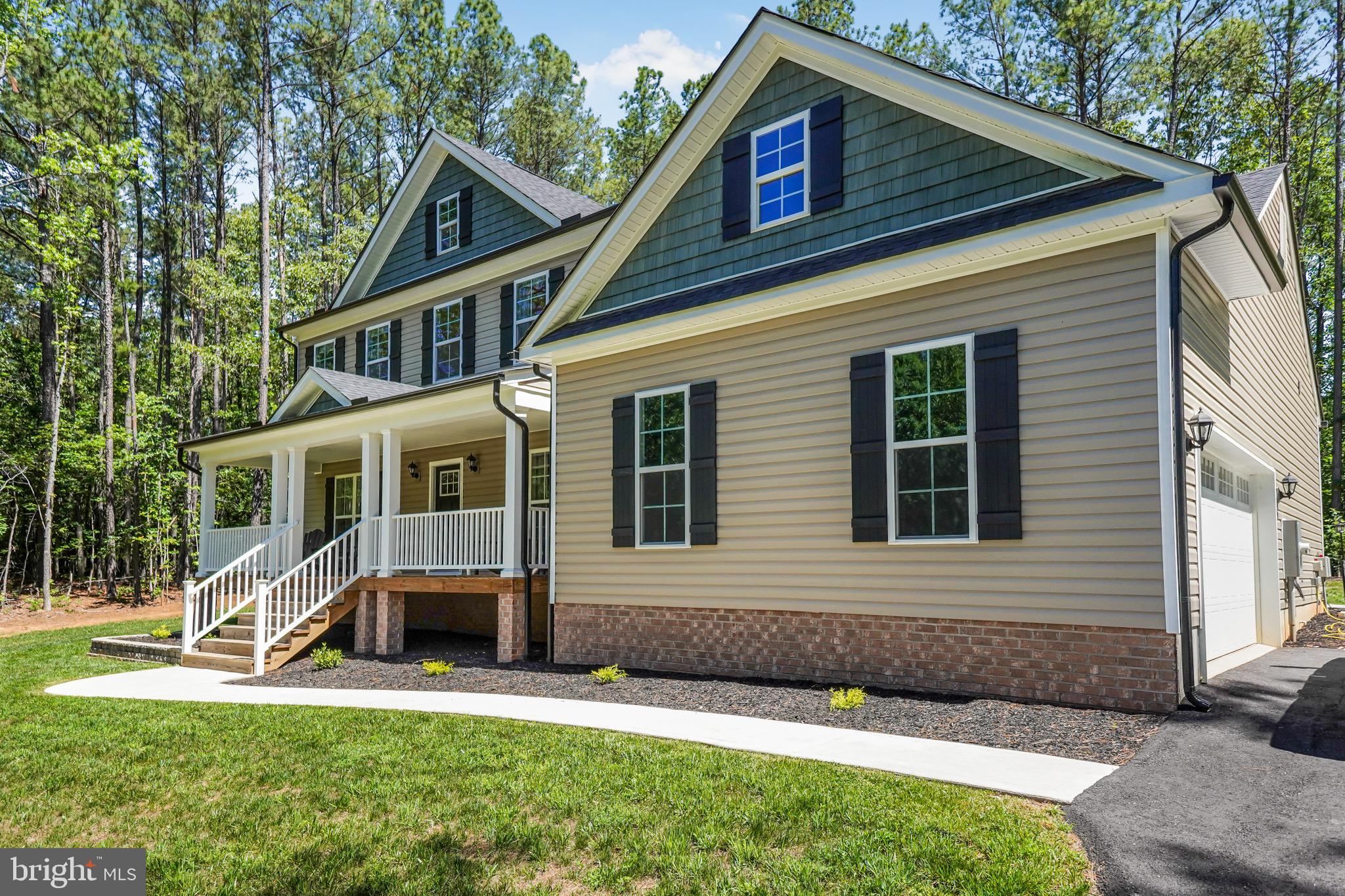 NOAH'S LANDING - Residential