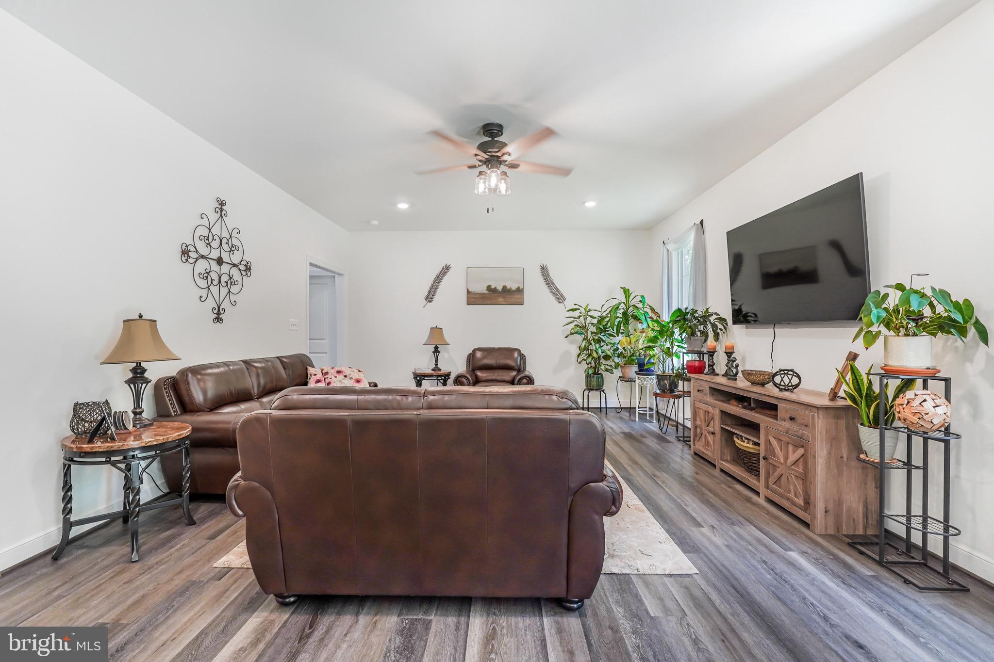 NOAH'S LANDING - Residential