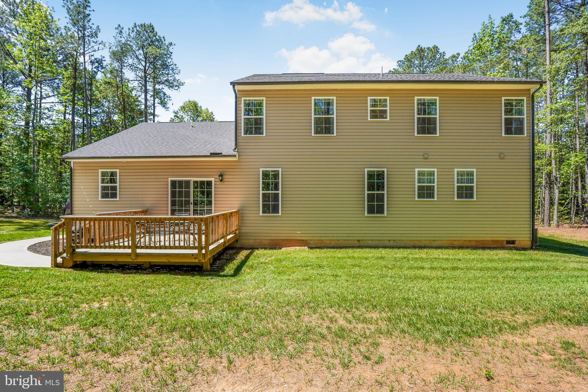 NOAH'S LANDING - Residential