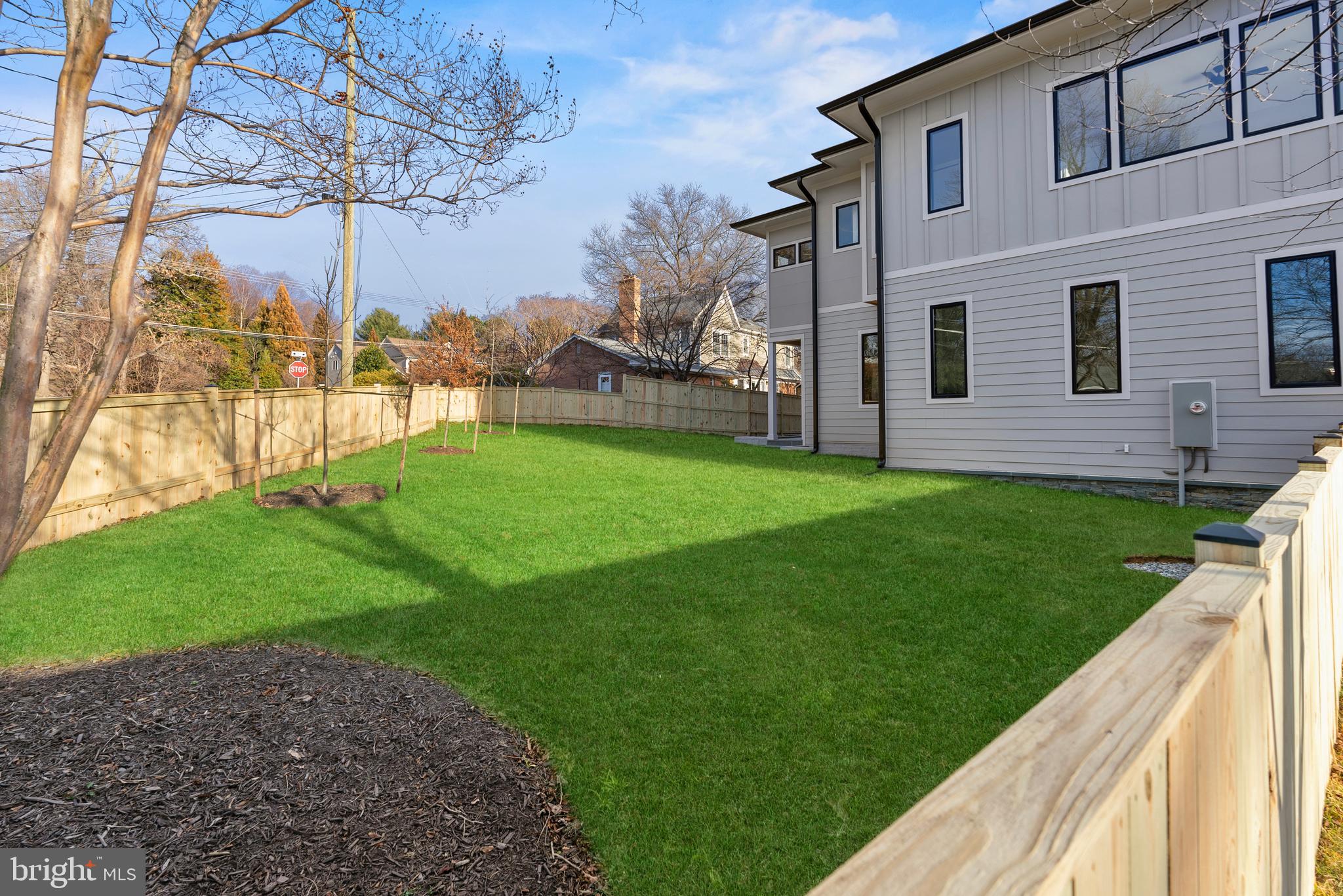 POWHATAN HILLS - Residential