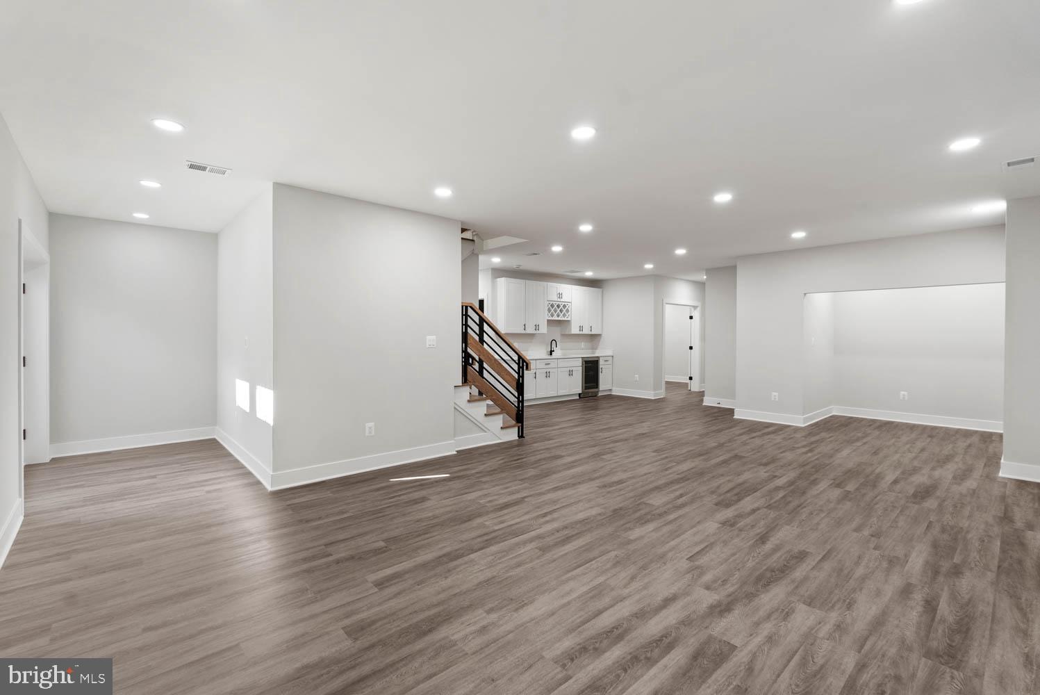 POWHATAN HILLS - Residential