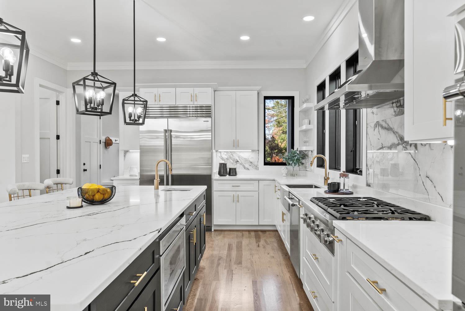 POWHATAN HILLS - Residential