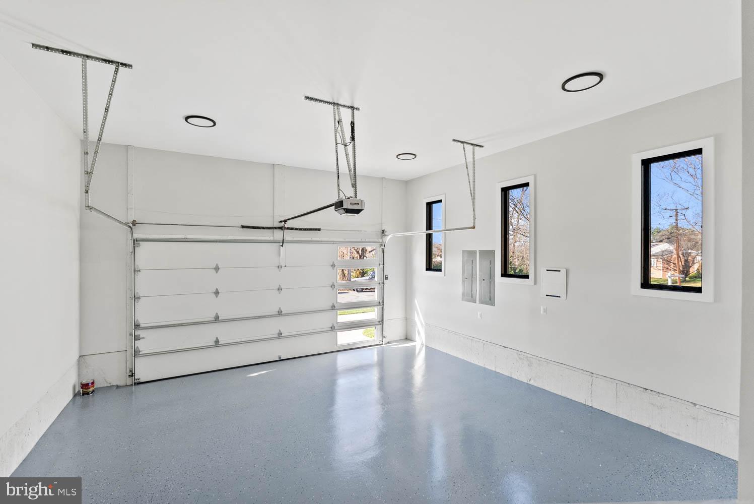 POWHATAN HILLS - Residential