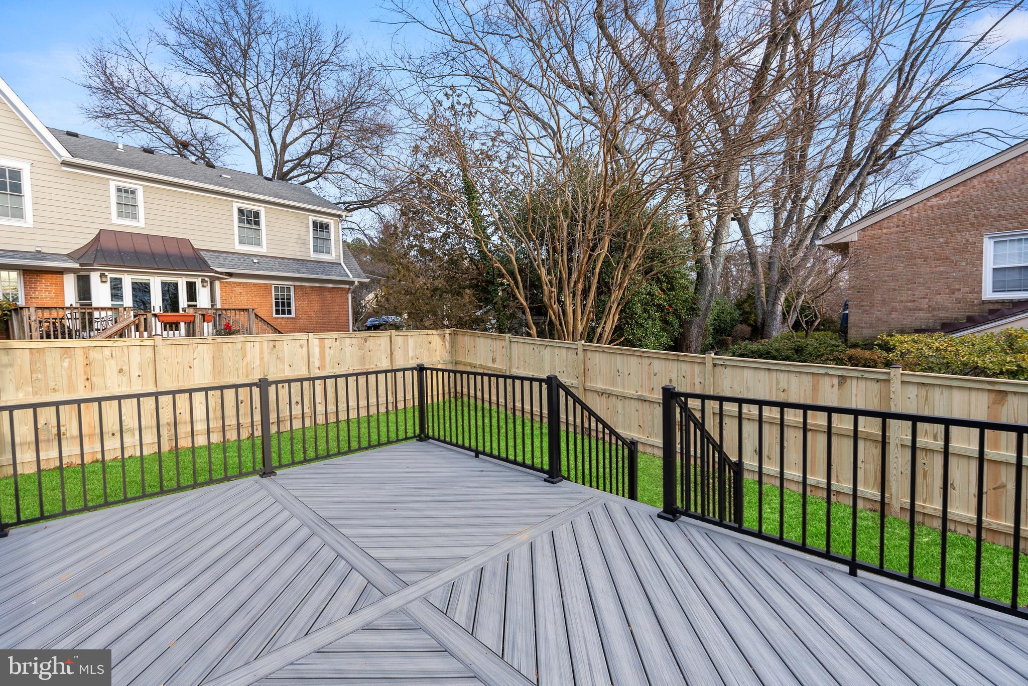 POWHATAN HILLS - Residential