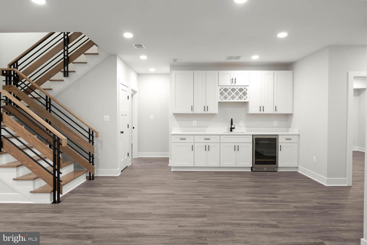 POWHATAN HILLS - Residential