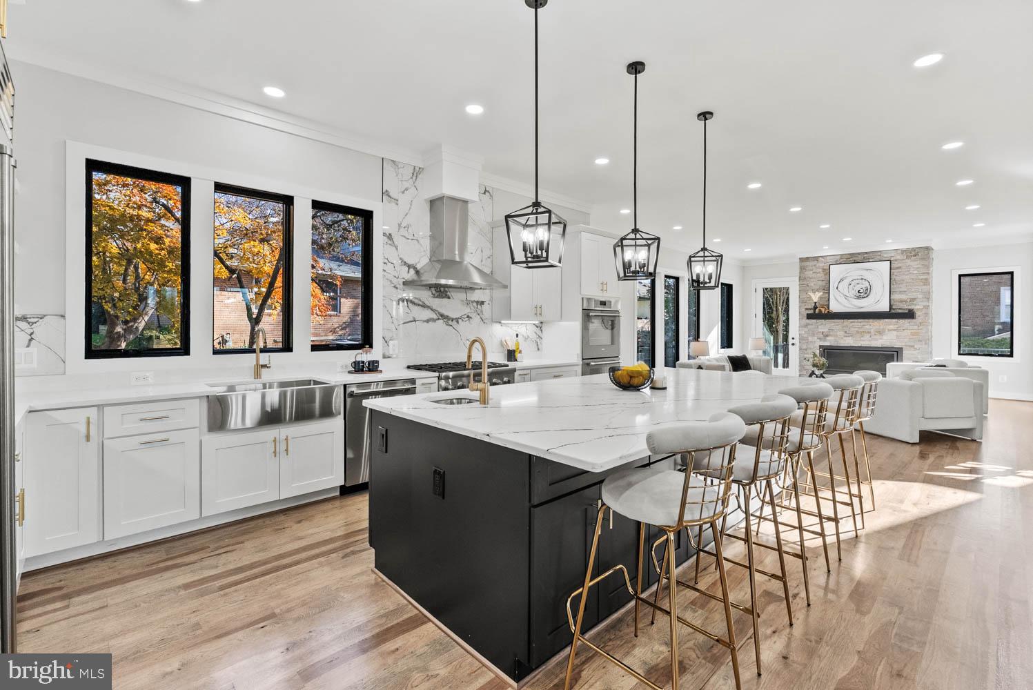 POWHATAN HILLS - Residential