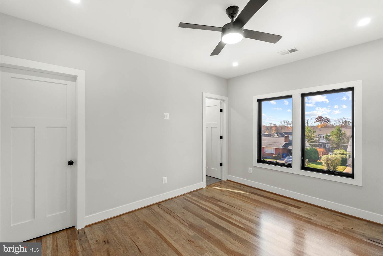 POWHATAN HILLS - Residential