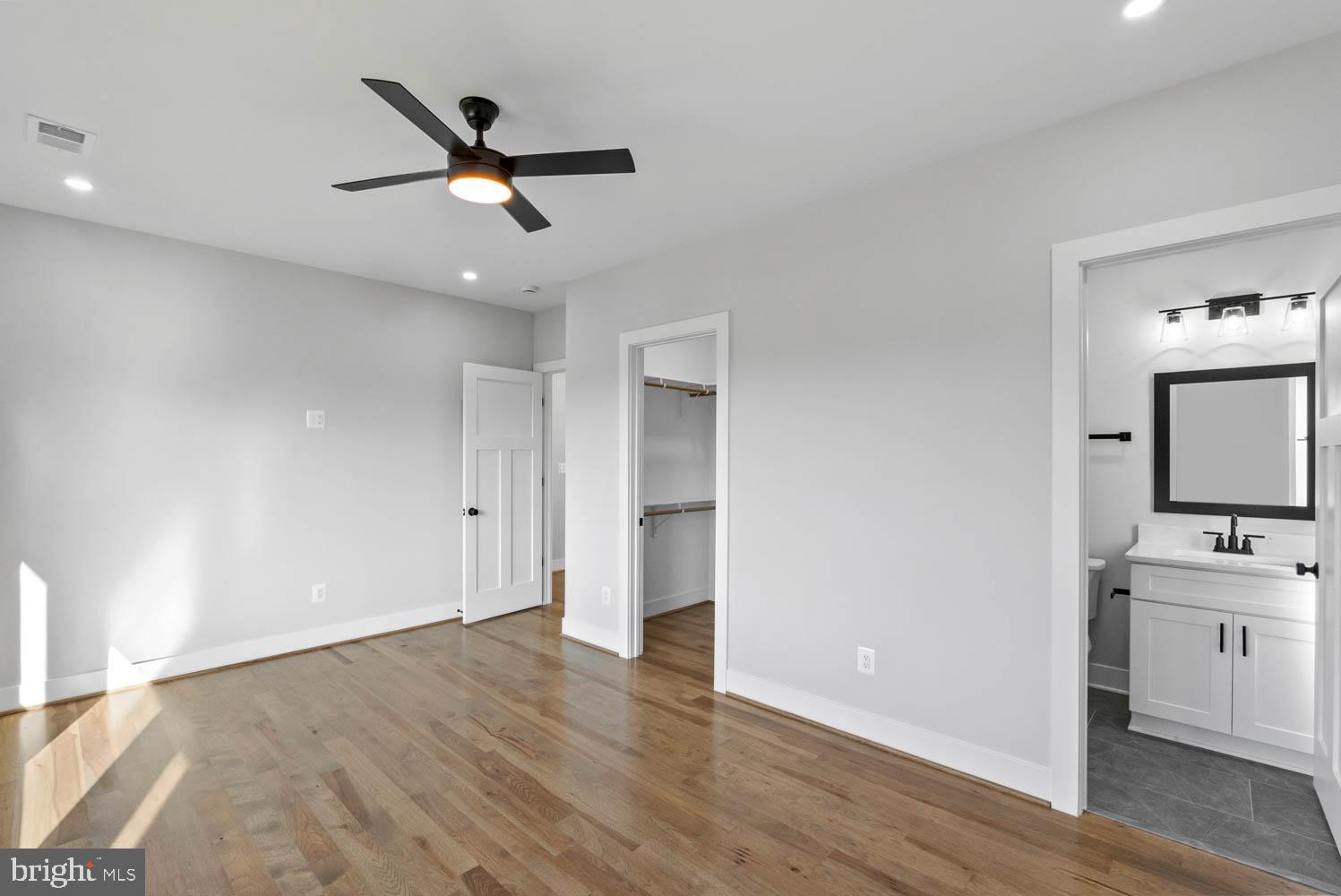 POWHATAN HILLS - Residential