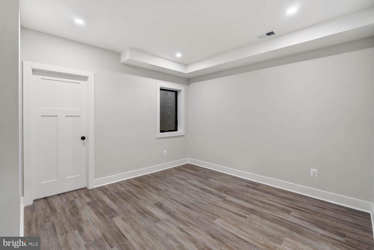 POWHATAN HILLS - Residential