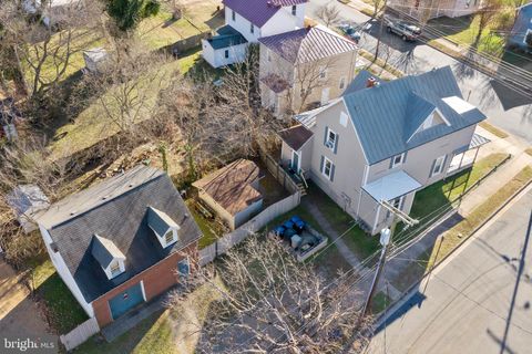 511 SPOTTSWOOD STREET FREDERICKSBURG VA 22401