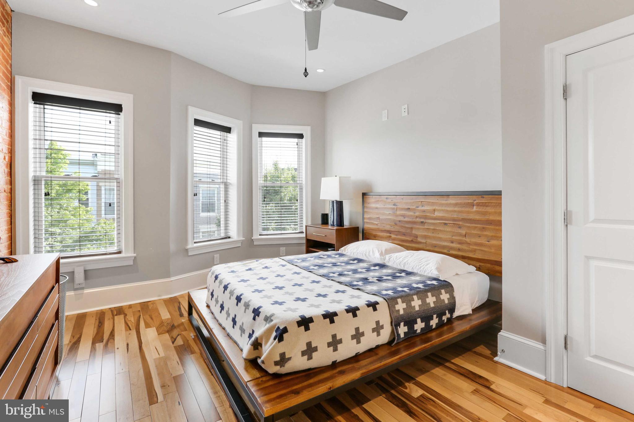 HAMPDEN HISTORIC DISTRICT - Residential