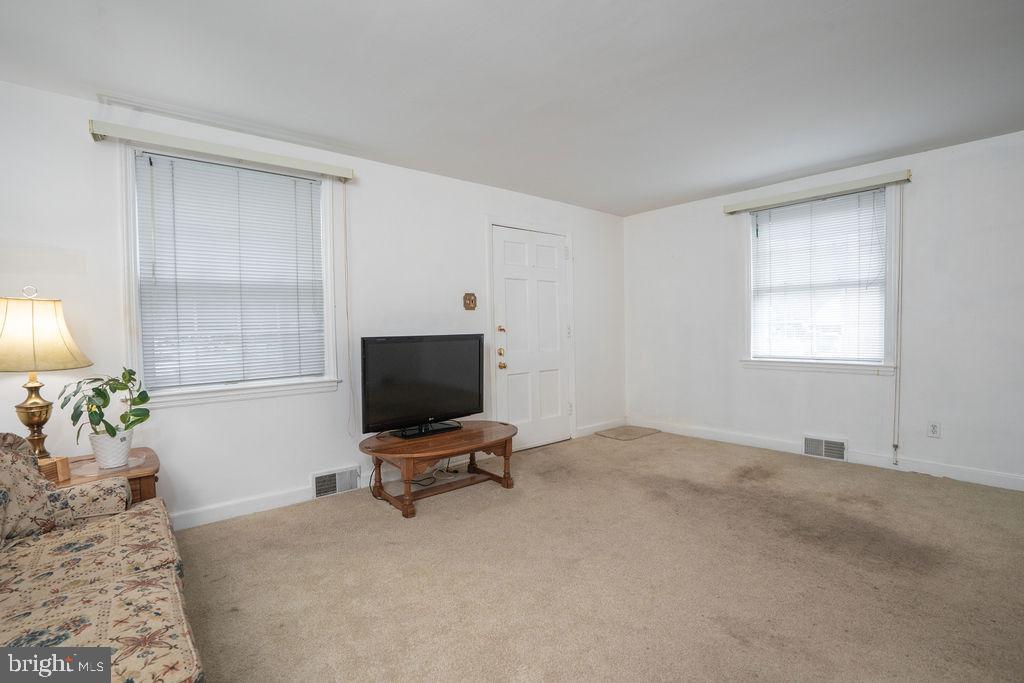 HAVERTOWN - Residential