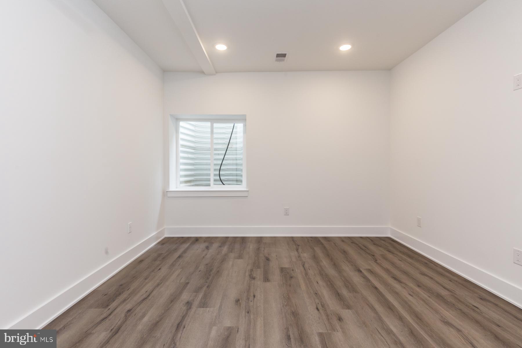 FISHTOWN - Residential Lease