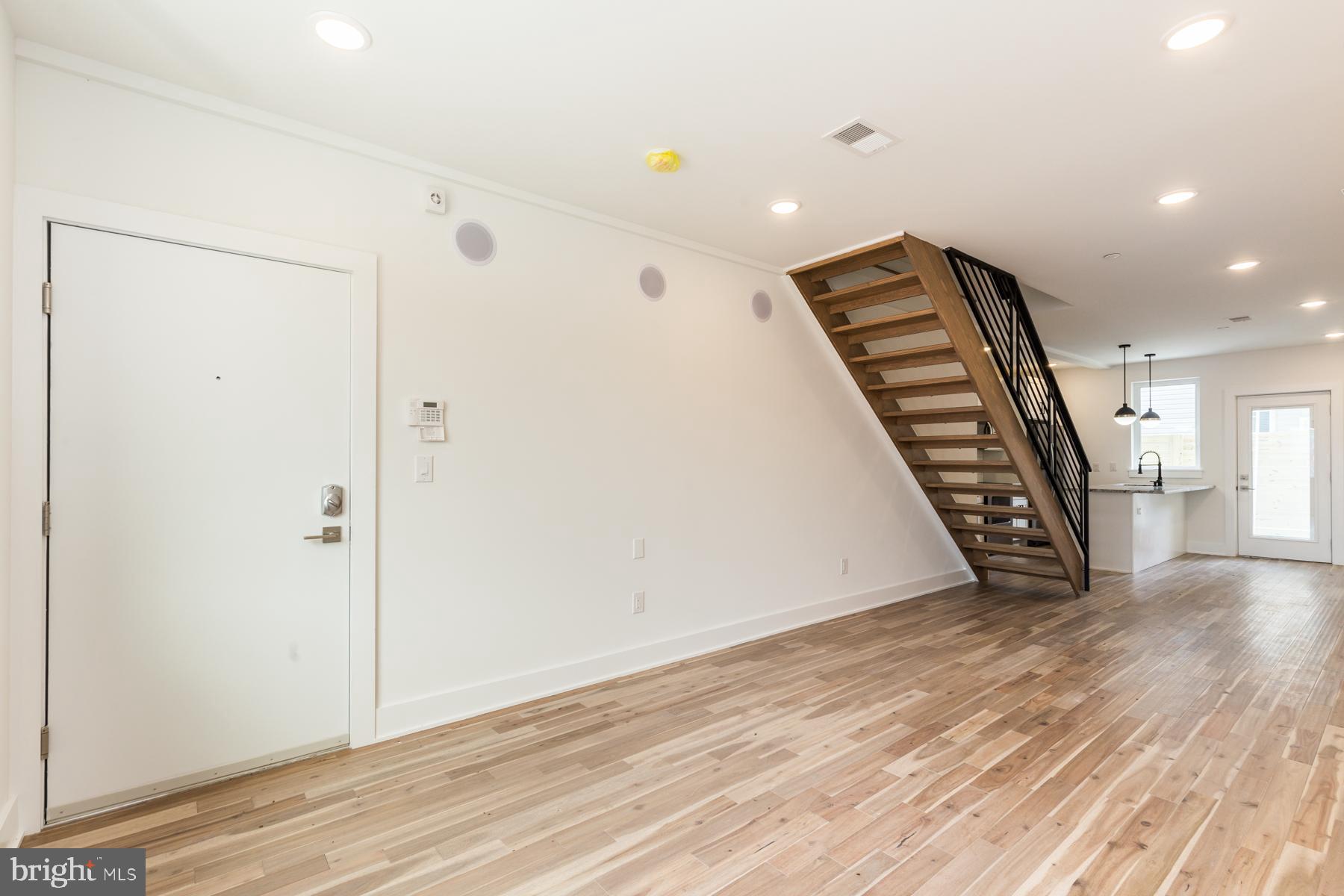 FISHTOWN - Residential Lease