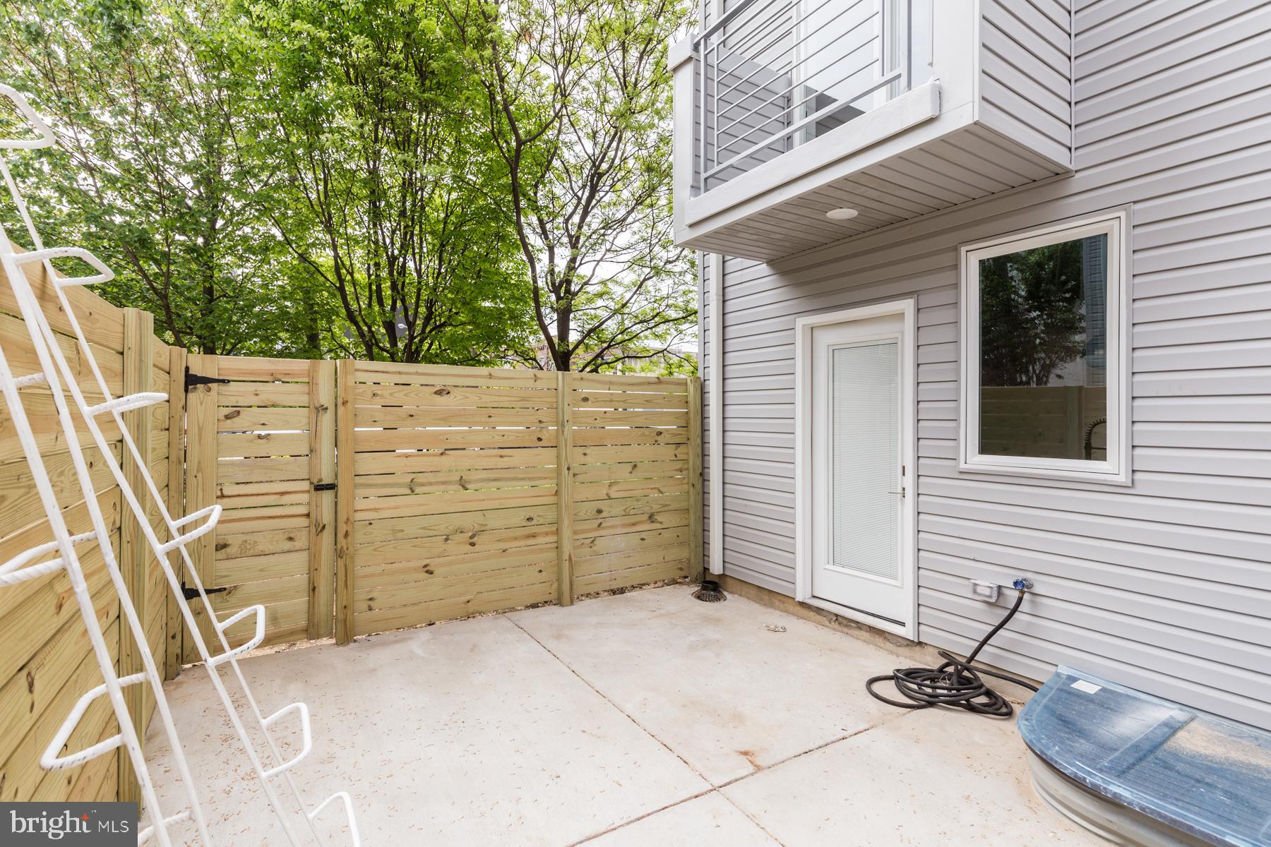 FISHTOWN - Residential Lease