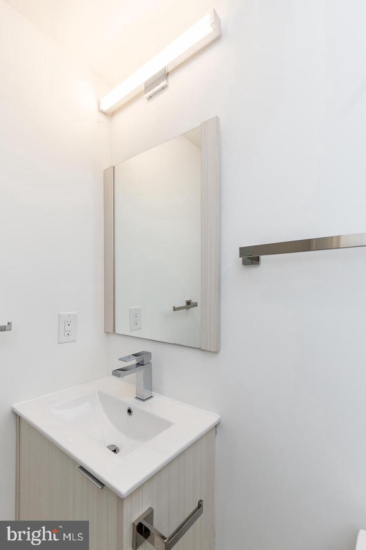 FISHTOWN - Residential Lease