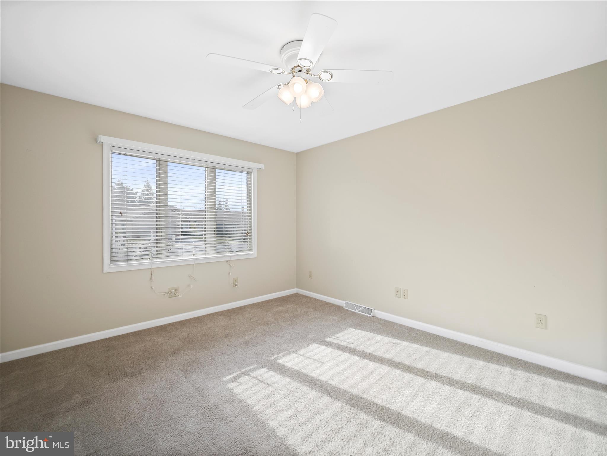 MAPLE RUN - Residential