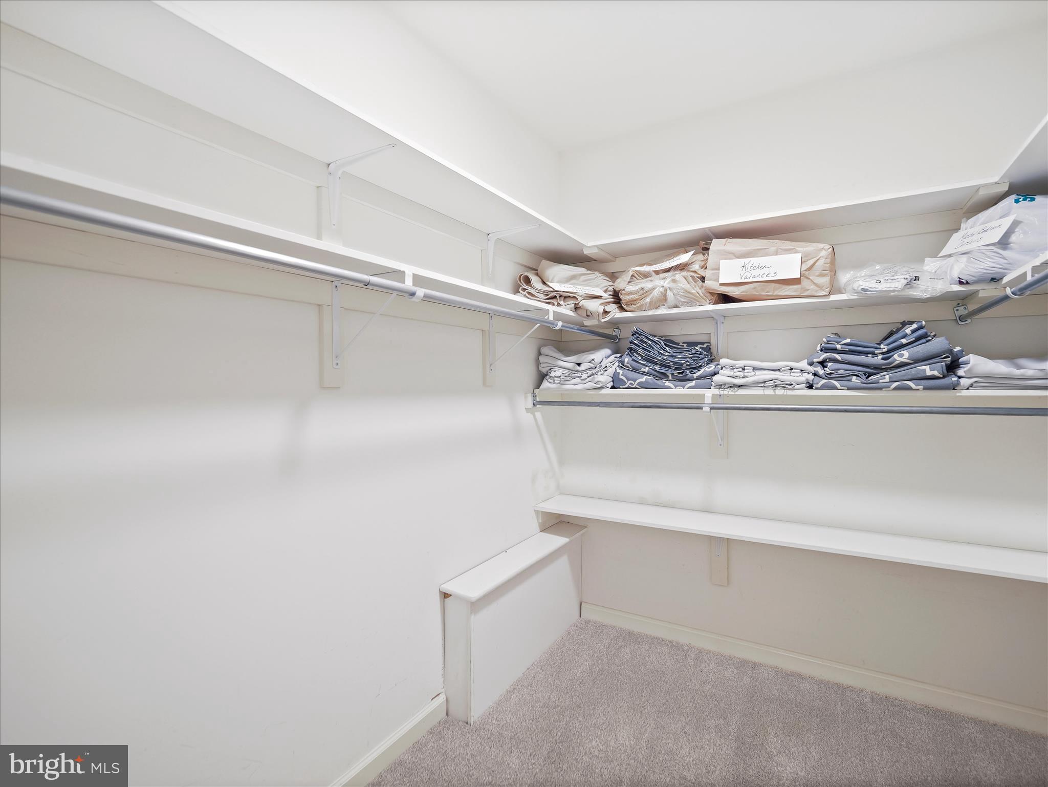 MAPLE RUN - Residential