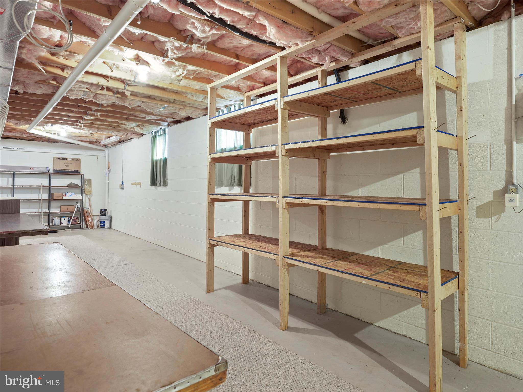 MAPLE RUN - Residential