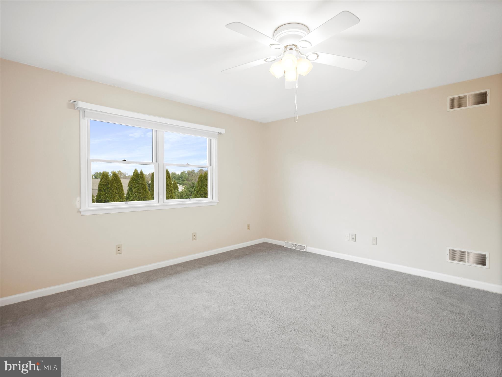 MAPLE RUN - Residential