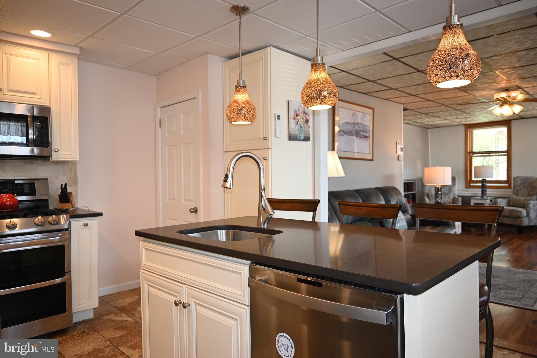 LESTER - Residential