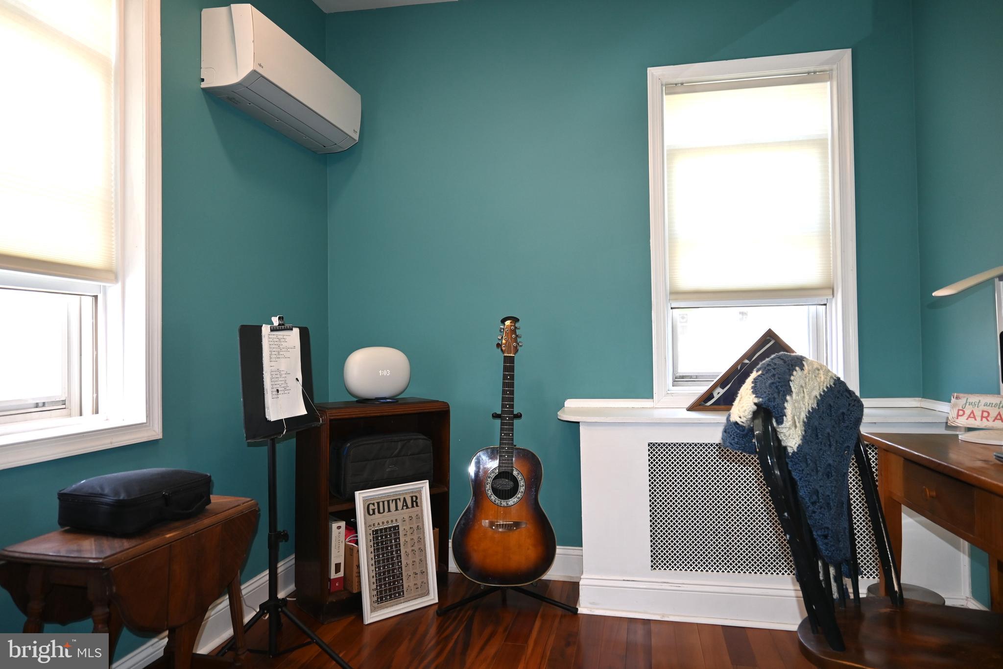 LESTER - Residential