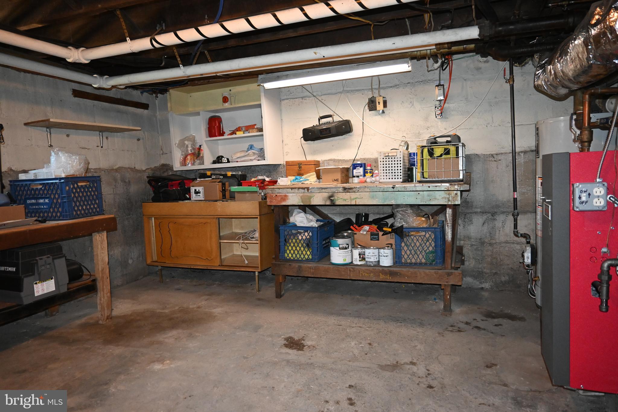 LESTER - Residential