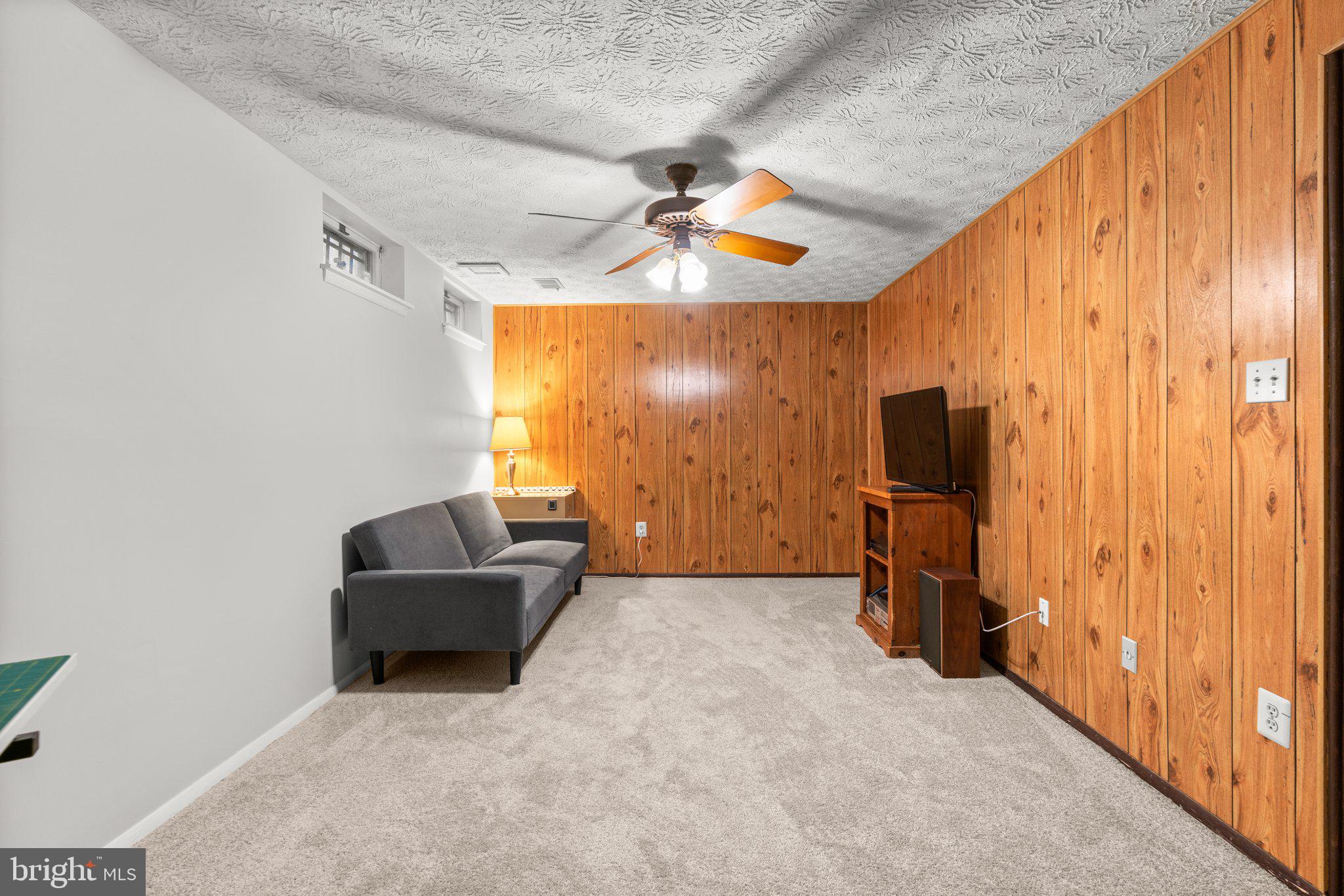 MURRAY HILL - Residential