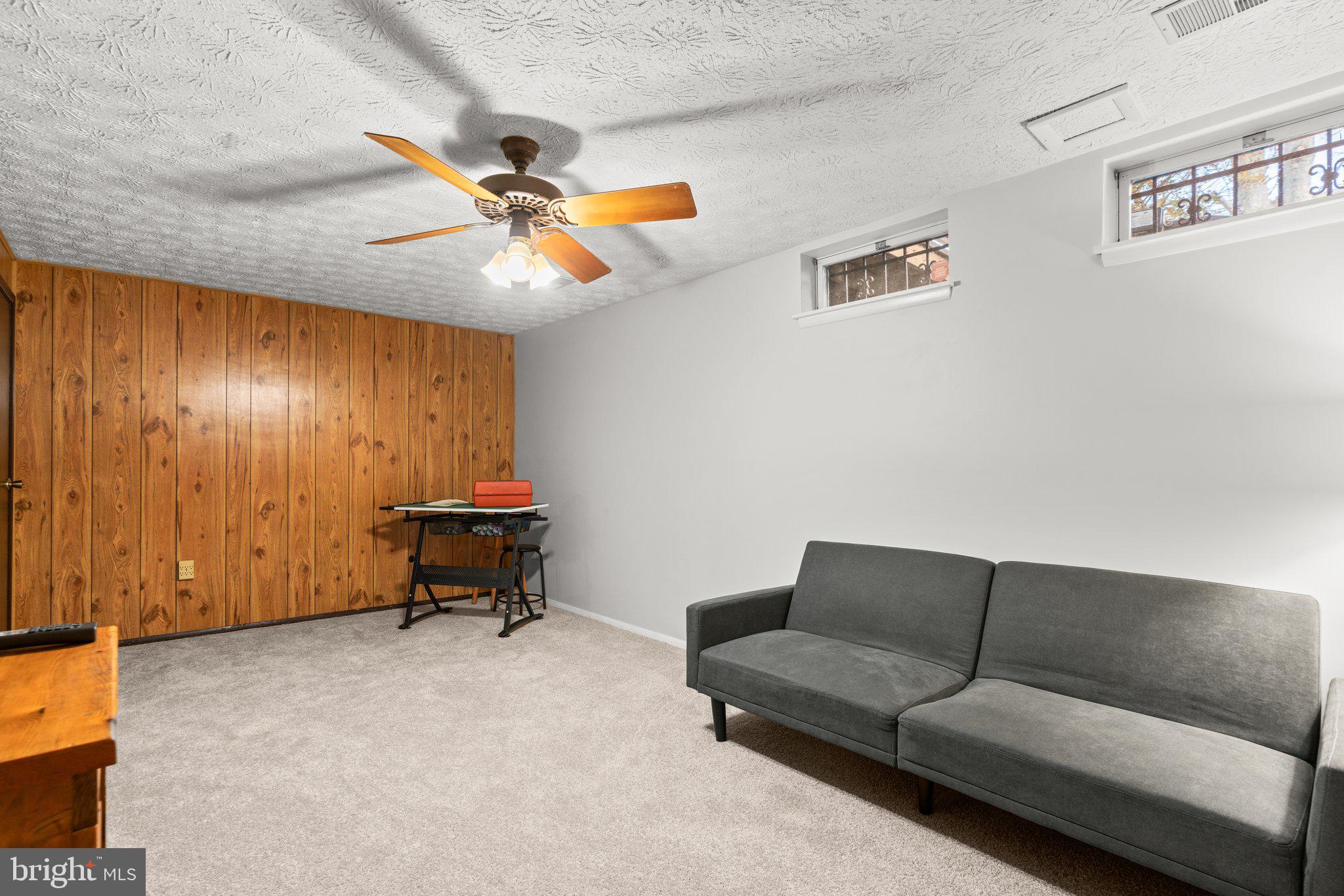 MURRAY HILL - Residential