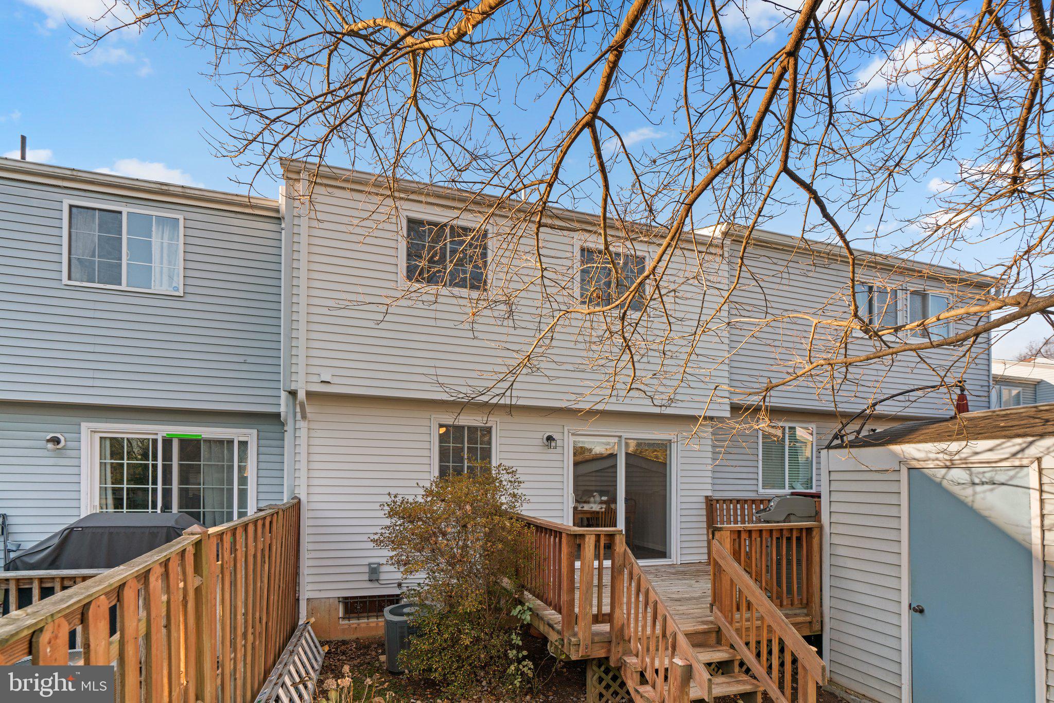 MURRAY HILL - Residential