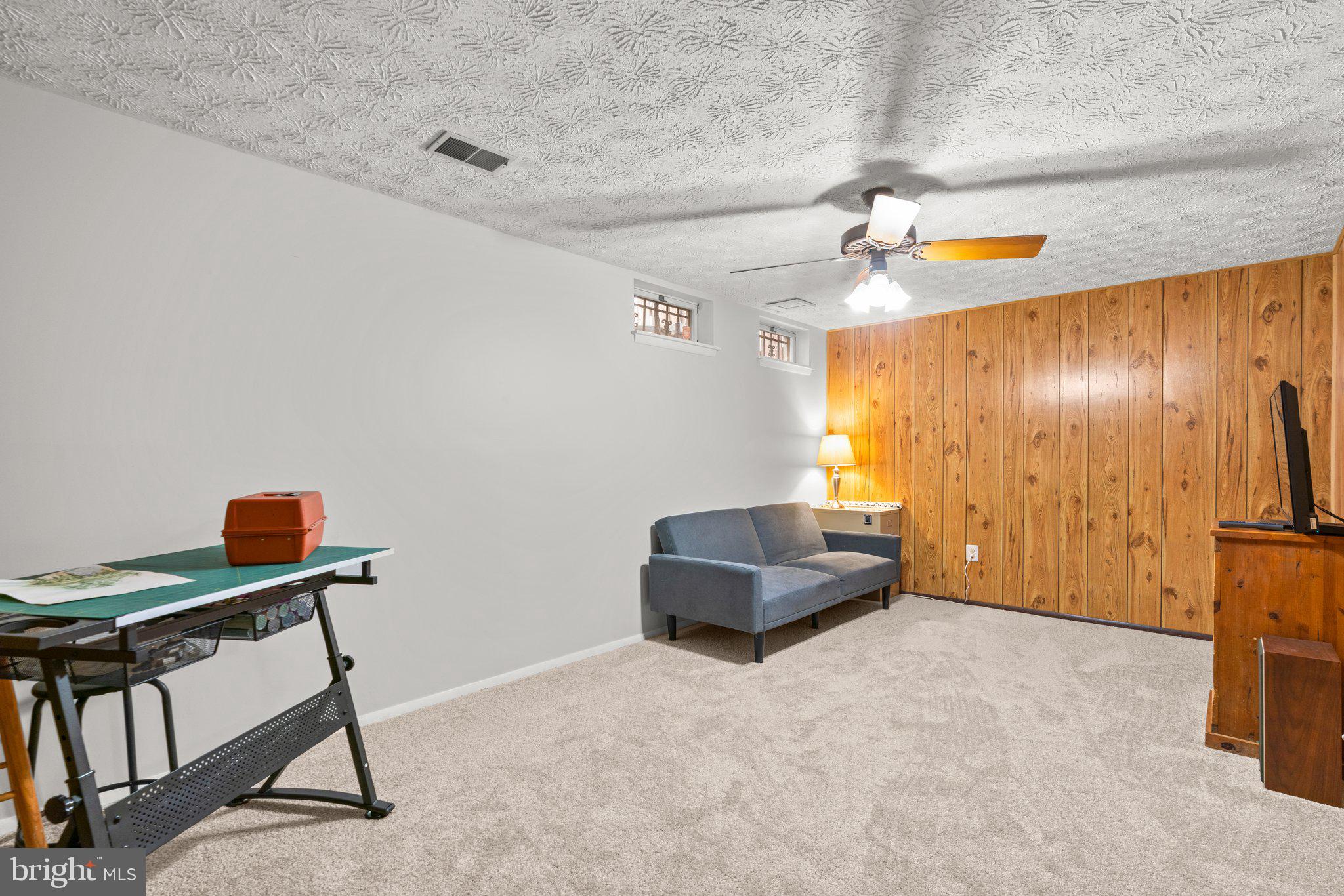 MURRAY HILL - Residential