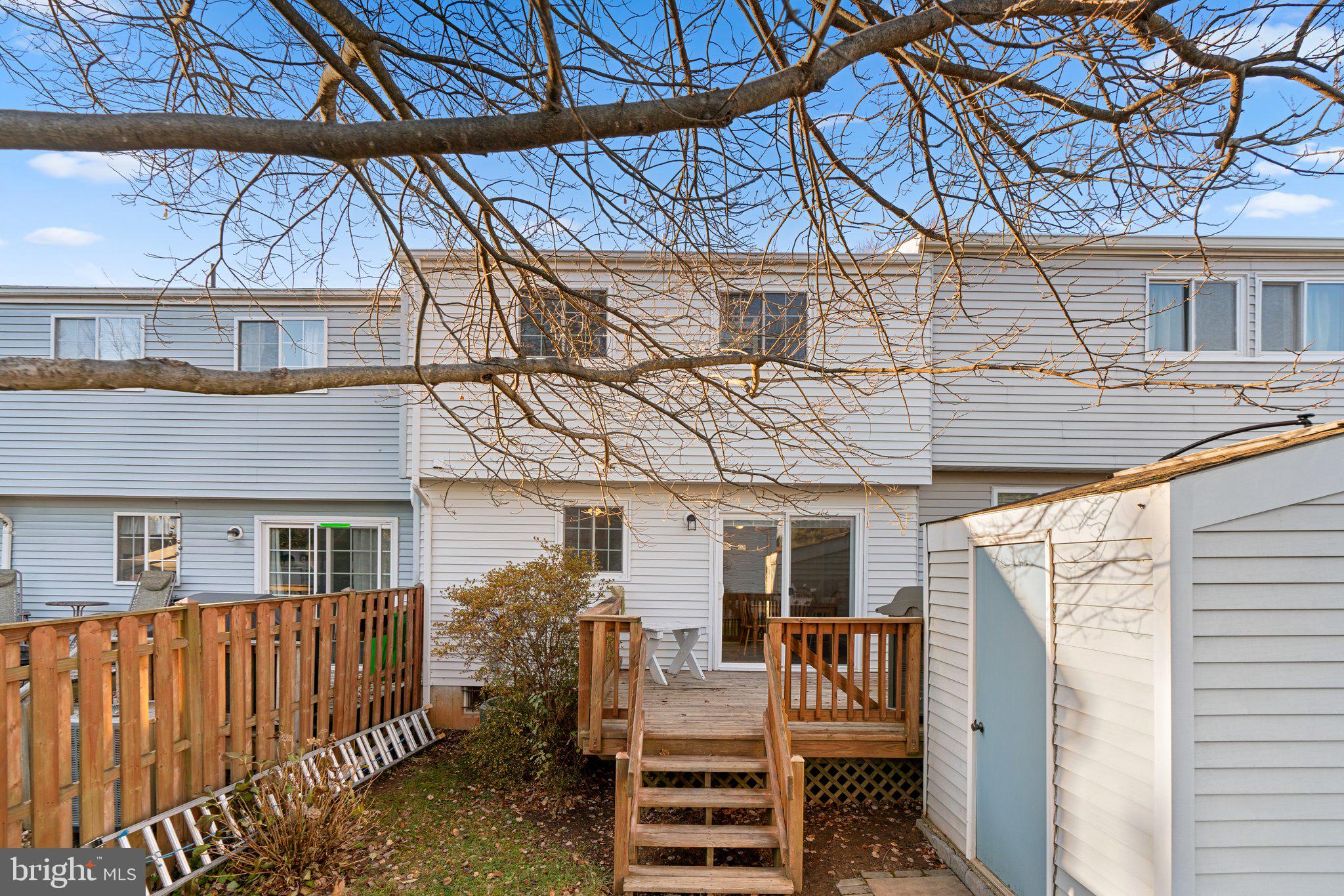 MURRAY HILL - Residential