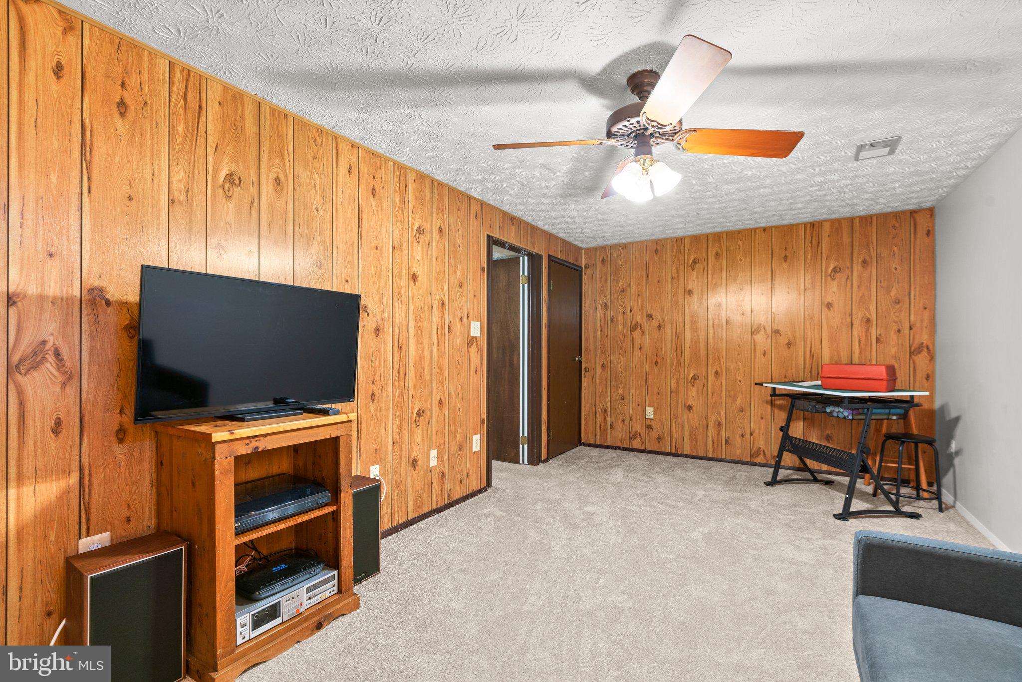 MURRAY HILL - Residential