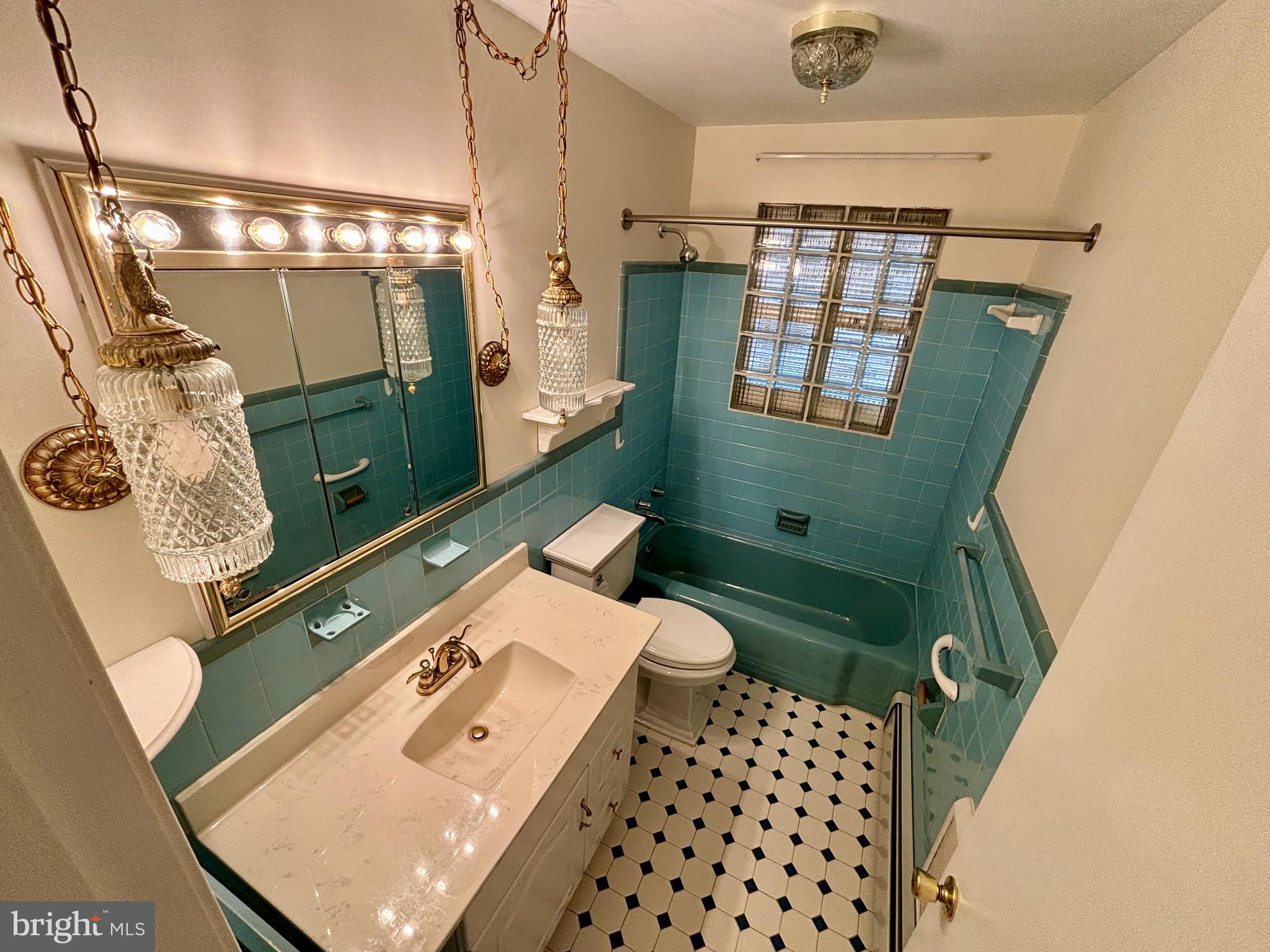 QUIET ACRES SUB - Residential