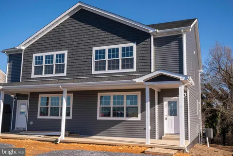 122 Strasburg Road W, Front Royal, VA 22630 - MLS#: VAWR2010670