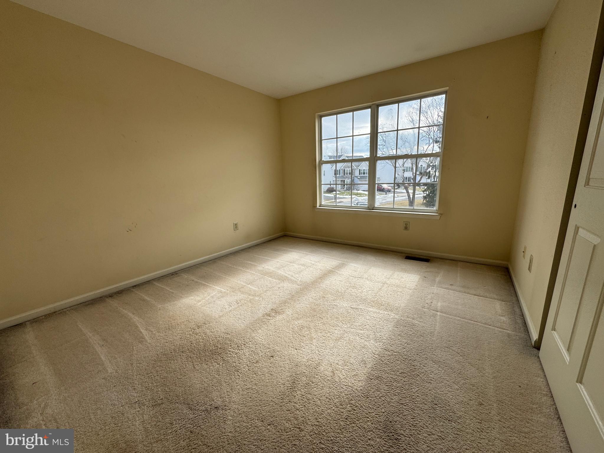 WATERFORD GREENE - Residential