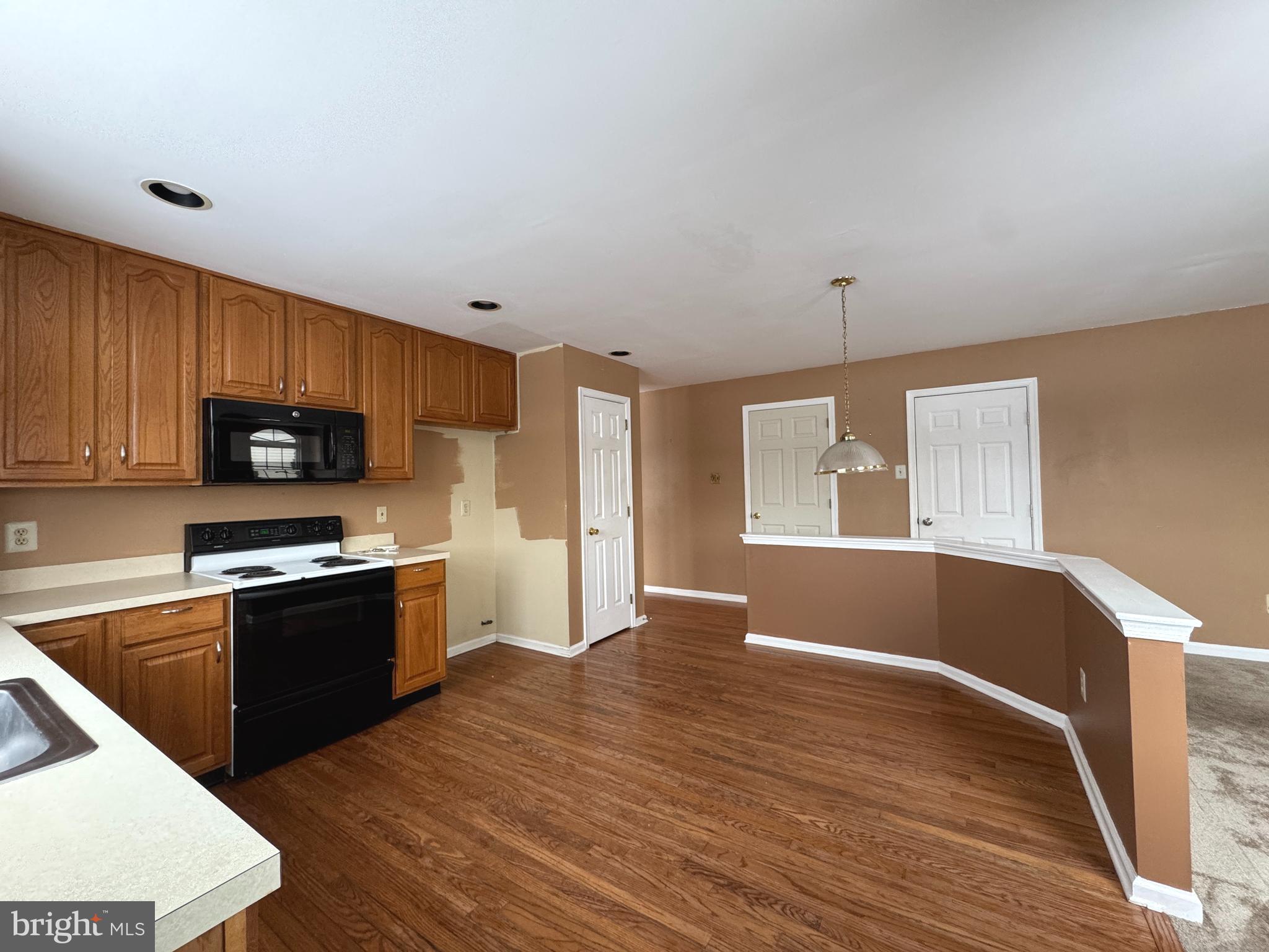 WATERFORD GREENE - Residential