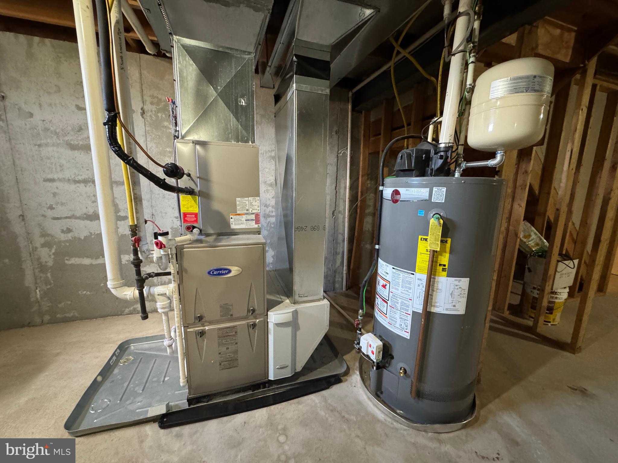 WATERFORD GREENE - Residential