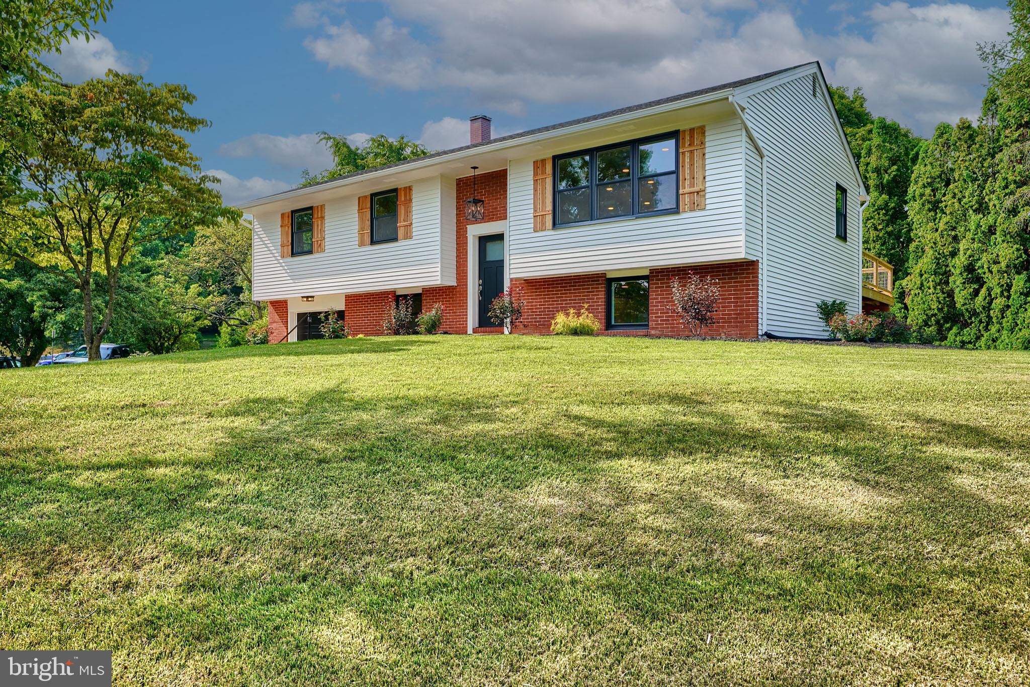 HOMESTEAD VILLAGE - Residential