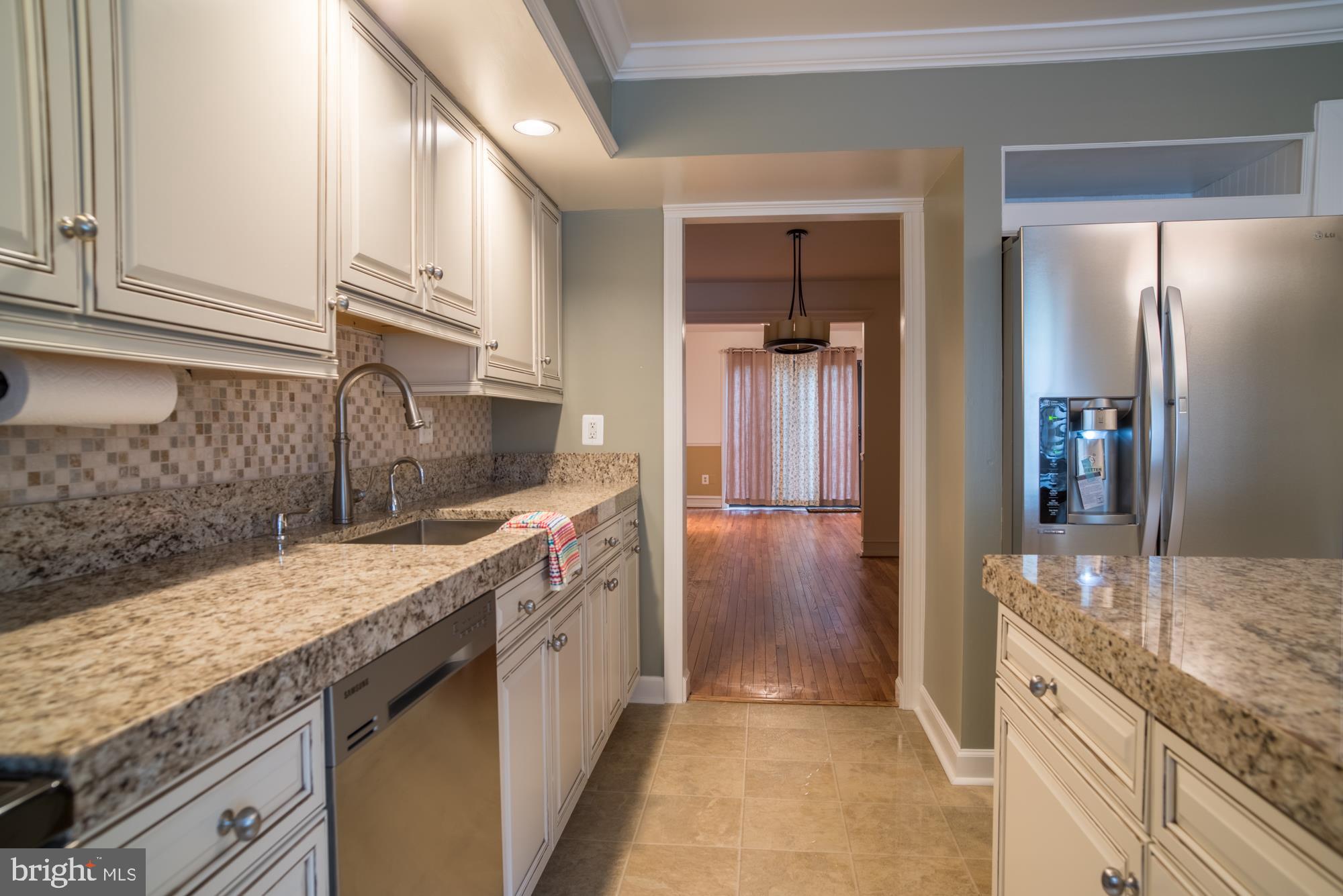 FIVE FARMS - Residential Lease