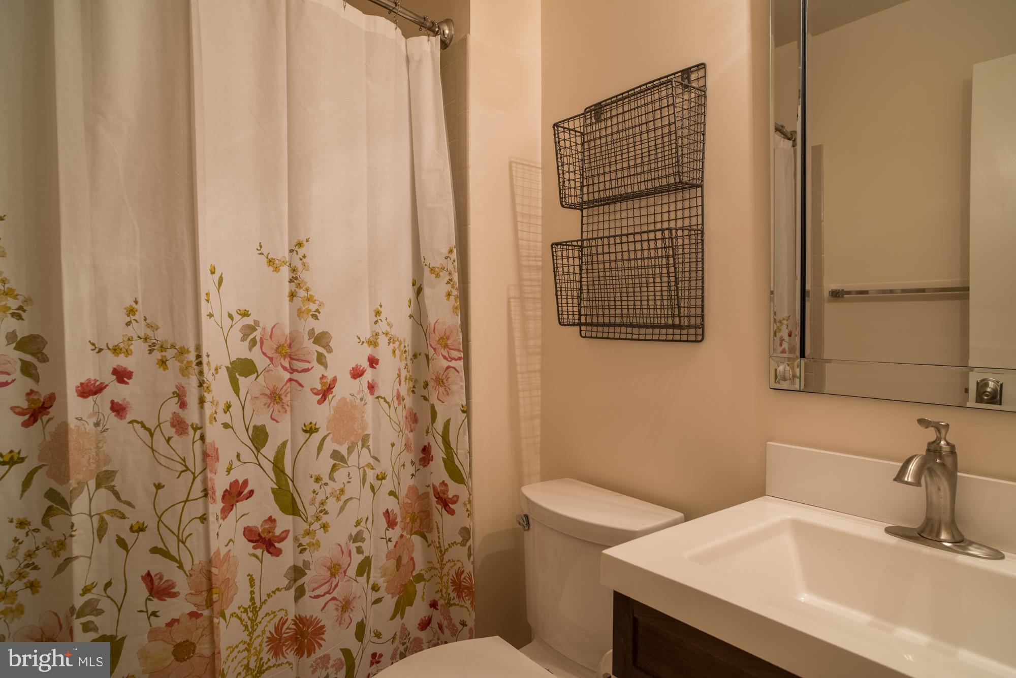 FIVE FARMS - Residential Lease